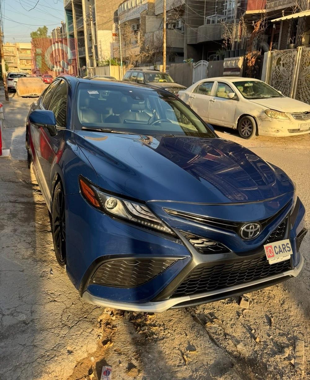 تۆیۆتا کامری